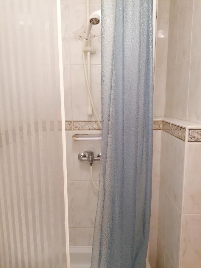 Guest House Krista Юрмала Экстерьер фото