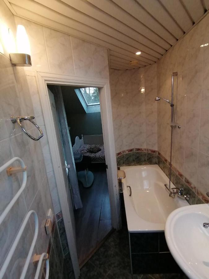 Guest House Krista Юрмала Экстерьер фото