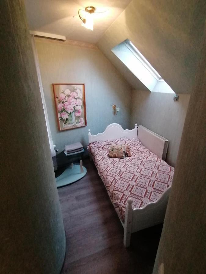 Guest House Krista Юрмала Экстерьер фото