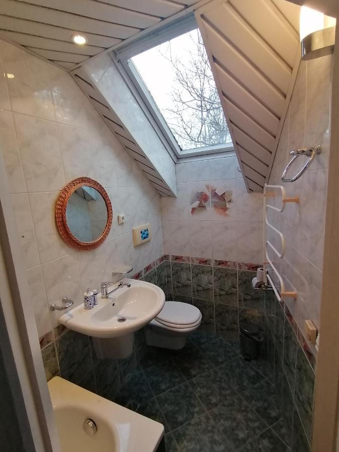 Guest House Krista Юрмала Экстерьер фото