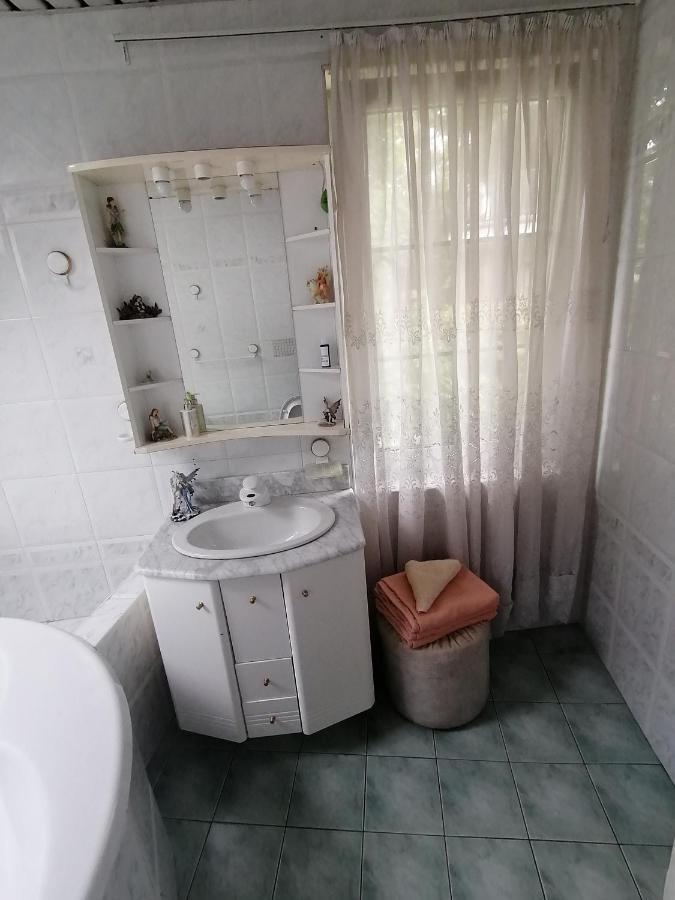 Guest House Krista Юрмала Экстерьер фото